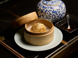 hairy crab roe Shanghainese soup dumplings by mott 32